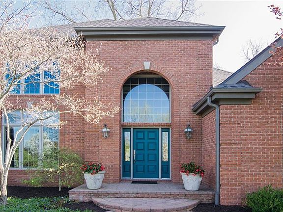 3rd image of 4960 Saint Andrews Ct