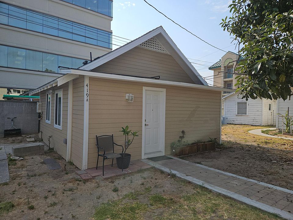 1st image of 419 W Broadway Unit A