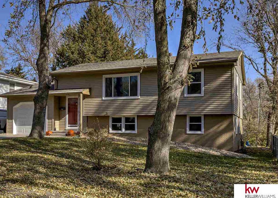 1st image of 3441 S 126th Ave