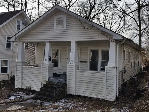 3rd image of 544 Stratford Ave