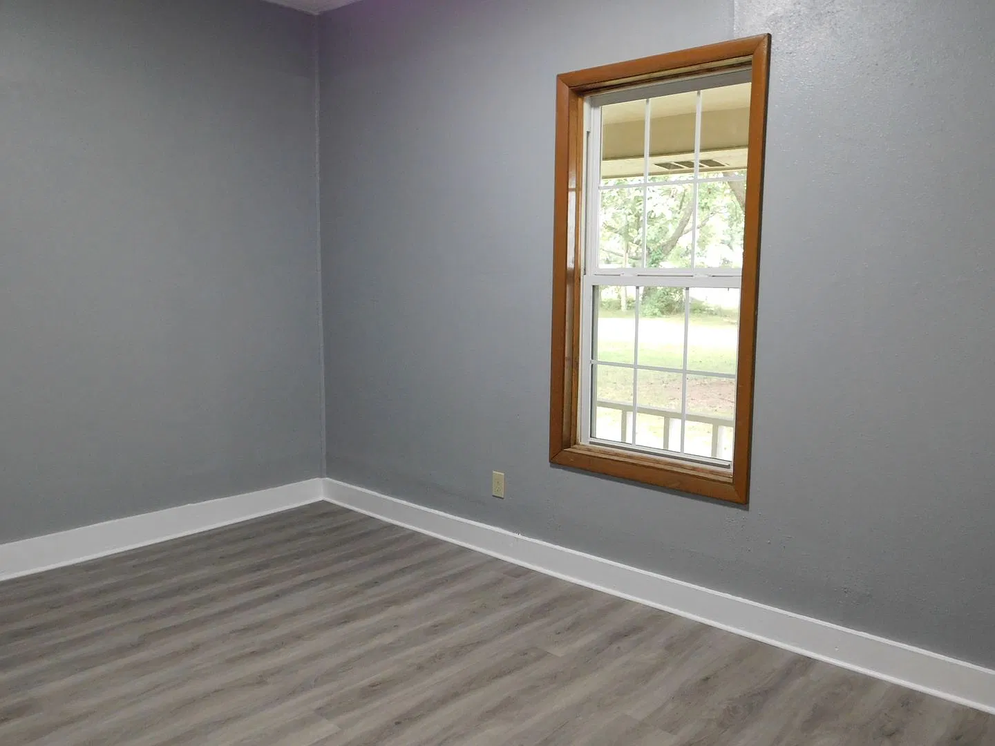 3 Bed 2 Bath Home in Greenwood — Photo 4