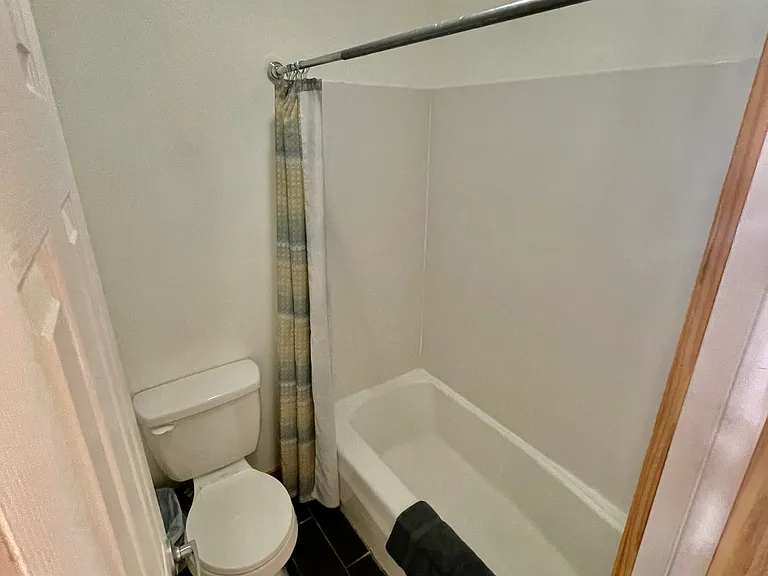 102 N Maple Ave #22 — Photo 7