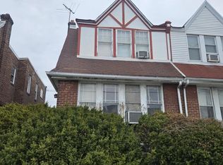 1421 Saint Vincent St, Philadelphia, PA 19111