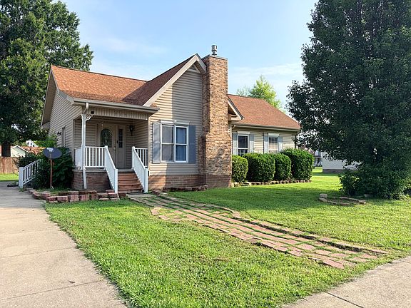 4th image of 717 Tennessee St