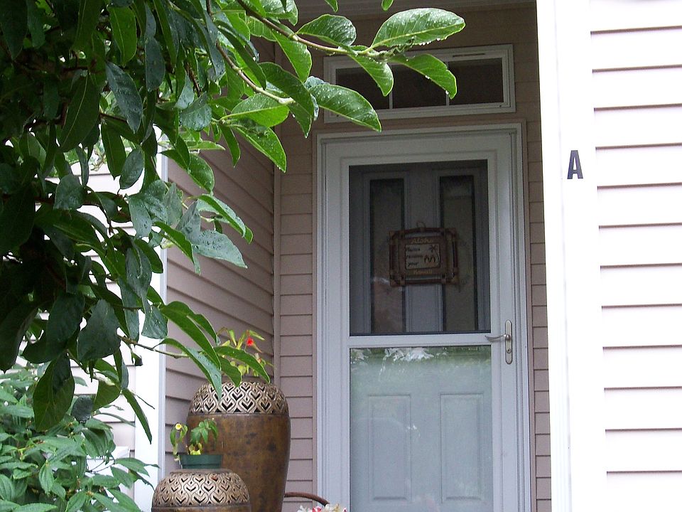 1st image of 13623 Beverly Park Rd #1A