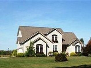 7562 Roller Rd, Salem, OH 44460