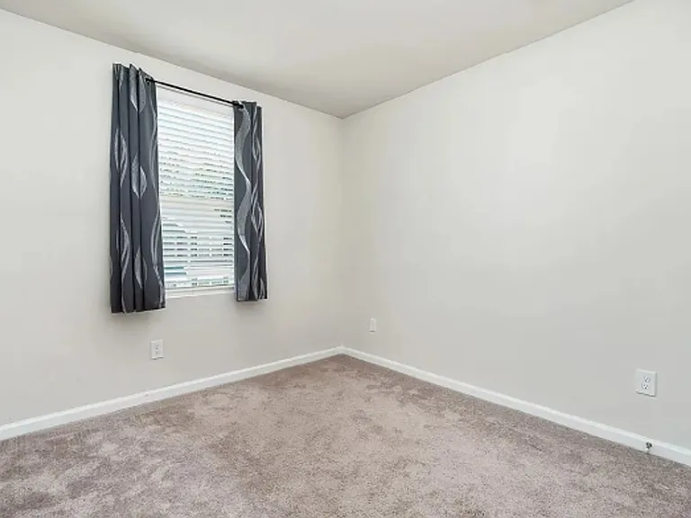 153 Nicklaus Dr — Photo 10