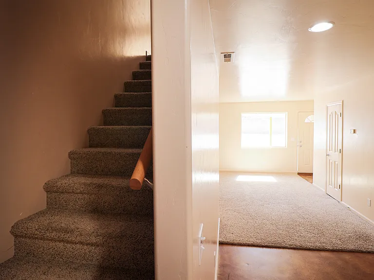 2589 E Cactus Rd #D — Photo 11