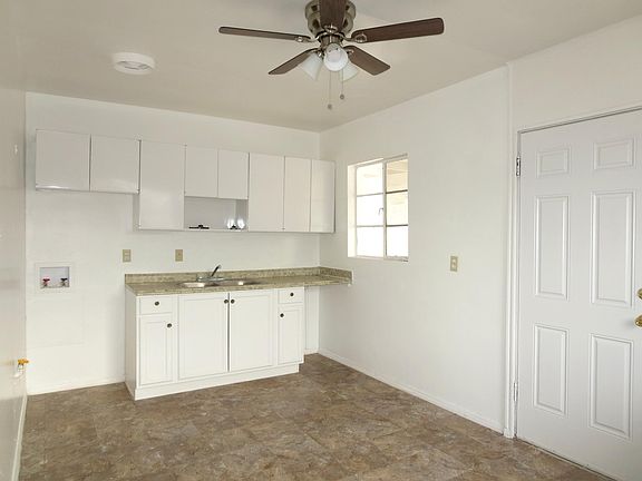 3rd image of 7325 Alpine Dr