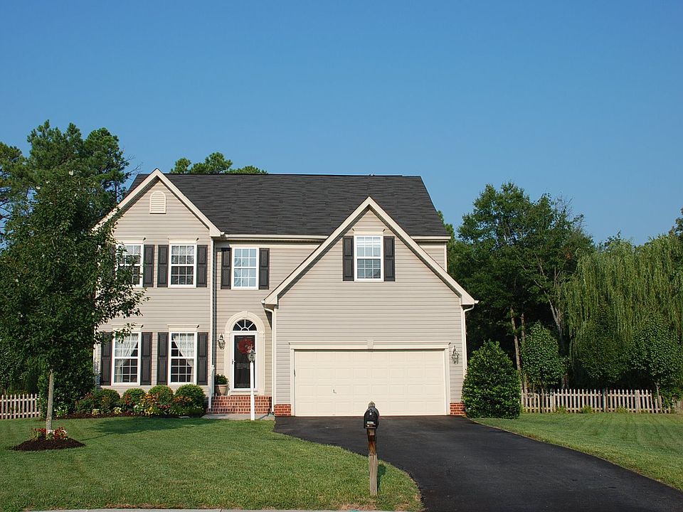 5 bedrooms 3.5 bath
