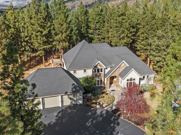 3923 Scott Valley Dr, Klamath Falls, OR 97601