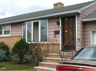 33 Randall Rd, Revere, MA 02151