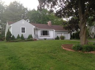 17 Osage Rd, West Hartford, CT 06117