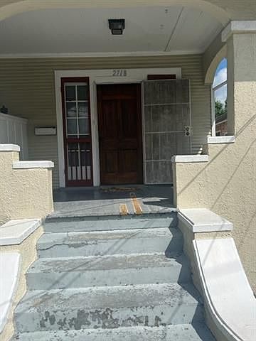 1st image of 2718 Lowerline St