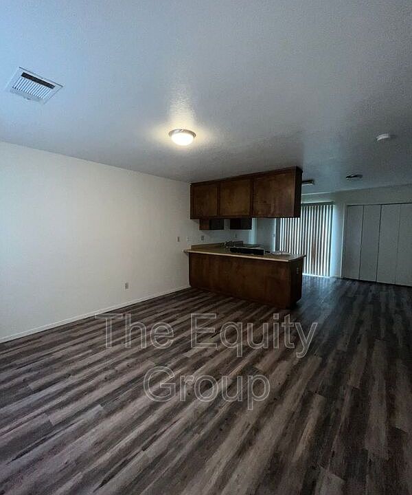 1st image of 10971 Thompson Dr
