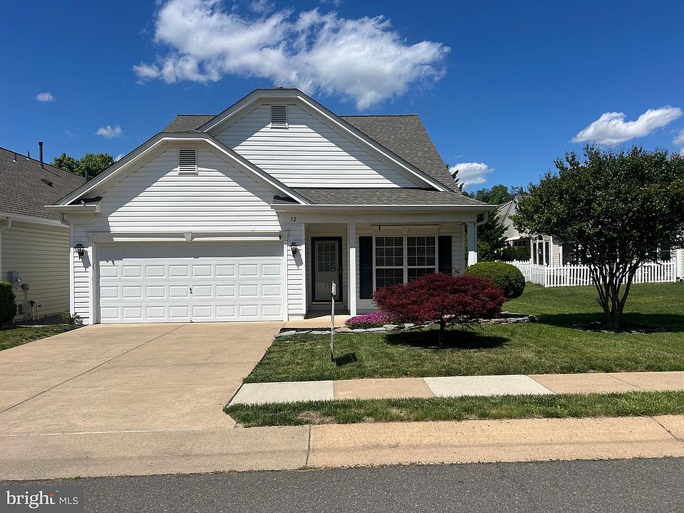 1st image of 32 Norwood Ln