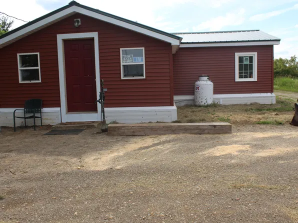 178 Siberia Road, Stacyville, ME 04777