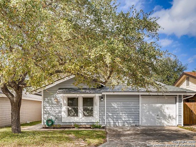 1st image of 3943 Heritage Hill Dr