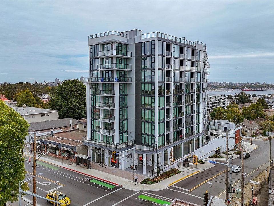 1st image of 899 Esquimalt Rd #807