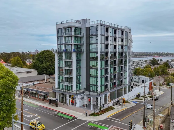 899 Esquimalt Rd #807, Esquimalt, BC V9A 3M5