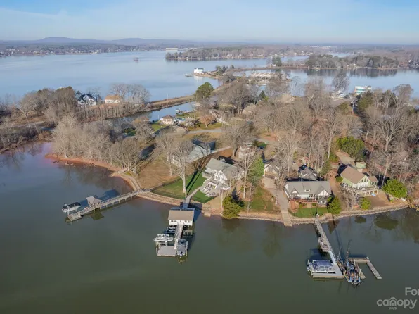 8724 Harbor Cir, Terrell, NC 28682