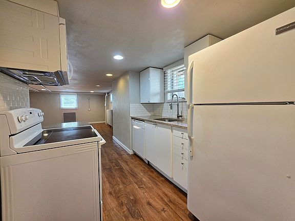 4th image of 648 University Ave APT 3
