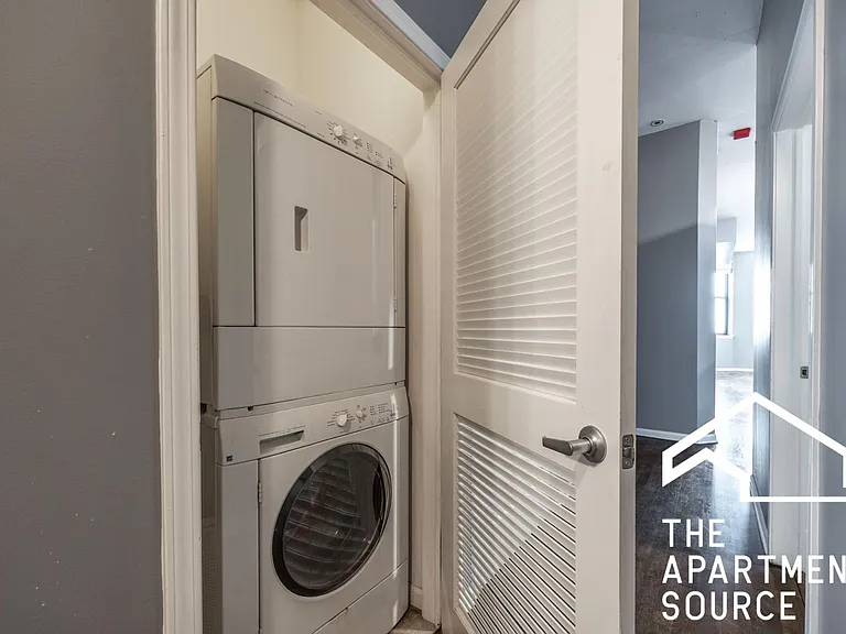 1464 S Michigan Ave #206 — Photo 10