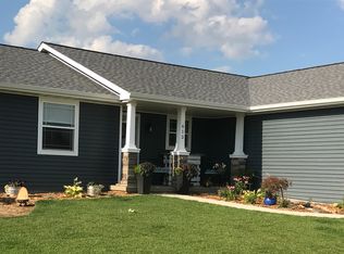 612 Prairie View Dr, Evansville, WI 53536