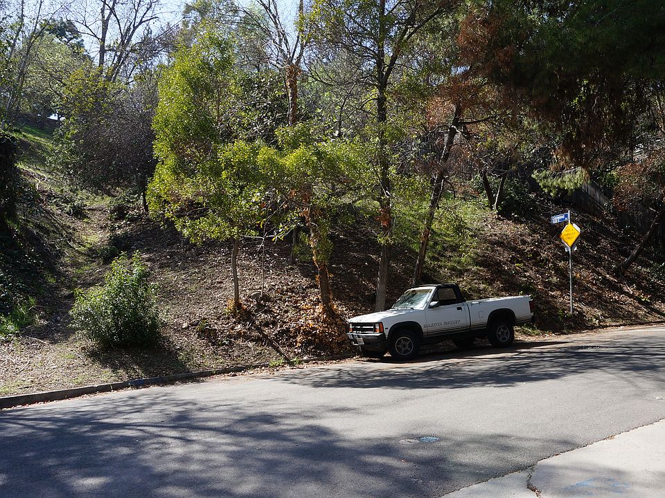 1st image of 406 W Avenue 42