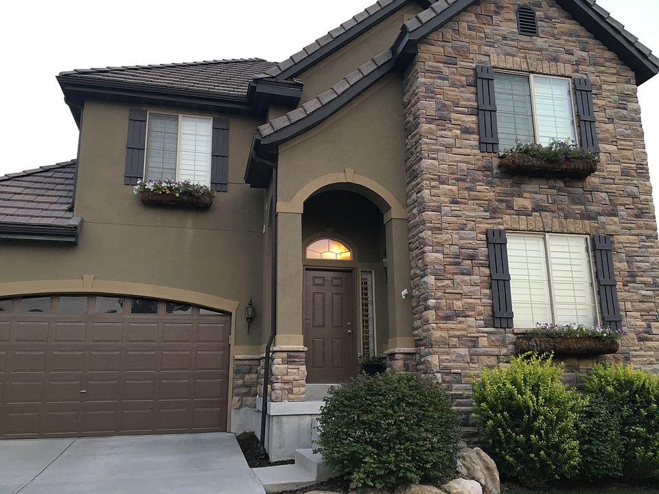 1st image of 4718 N Sunset Way