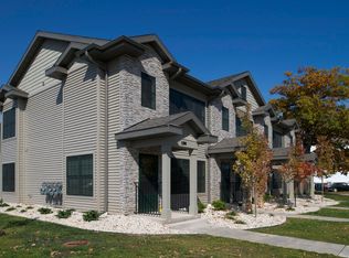 737 E Scott St #9076623, Fond Du Lac, WI 54935