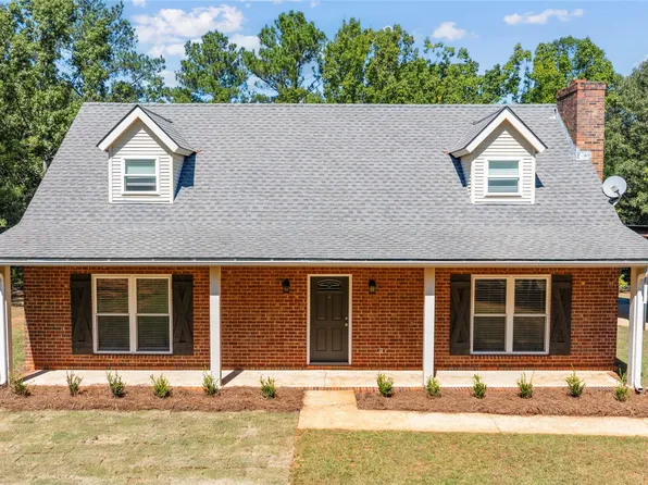 1221 Old Ridge Rd E, Prattville, AL 36066
