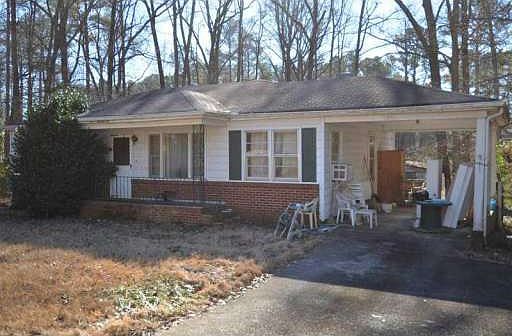 3rd image of 1581 Pendley Dr
