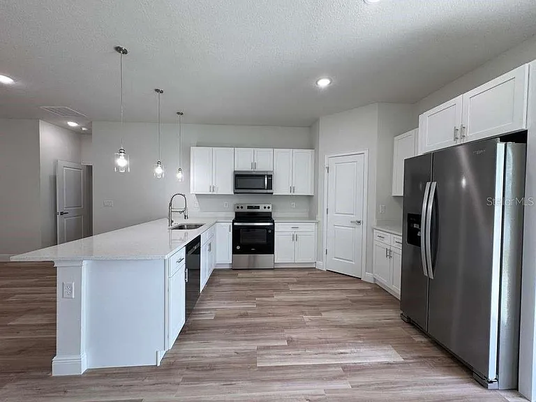 2644 SW 162nd Street Rd — Photo 9