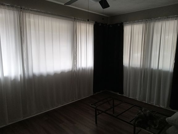 4th image of 414 Skylark Cir