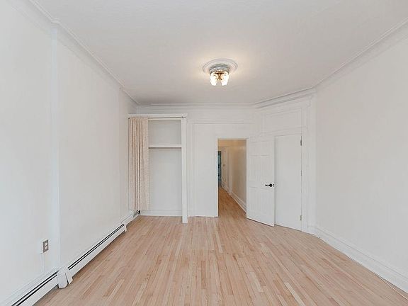 5th image of 380 Baldwin Ave APT 3L