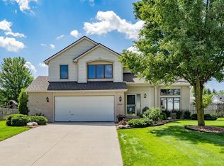 9320 Old Grist Mill Pl, Fort Wayne, IN 46835