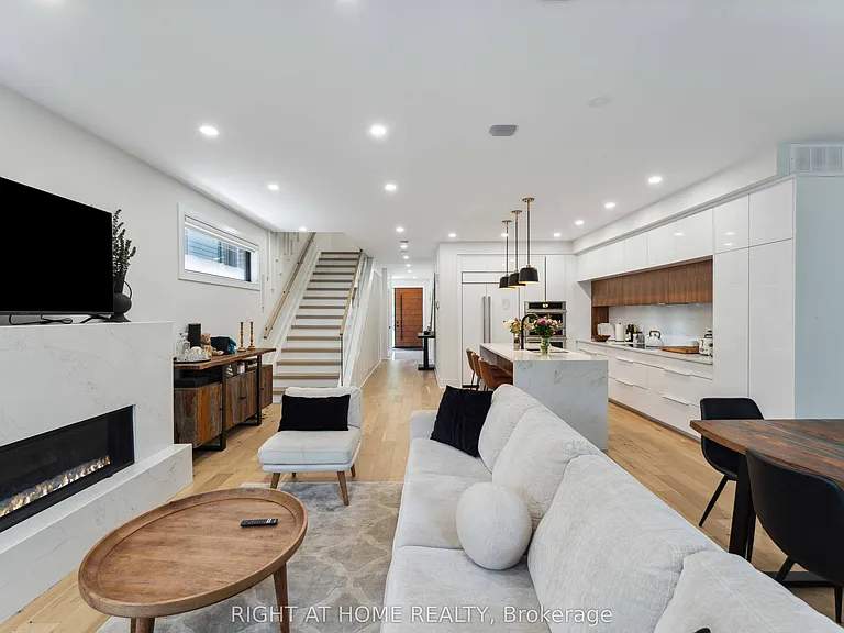 187 Carleton Ave — Photo 19