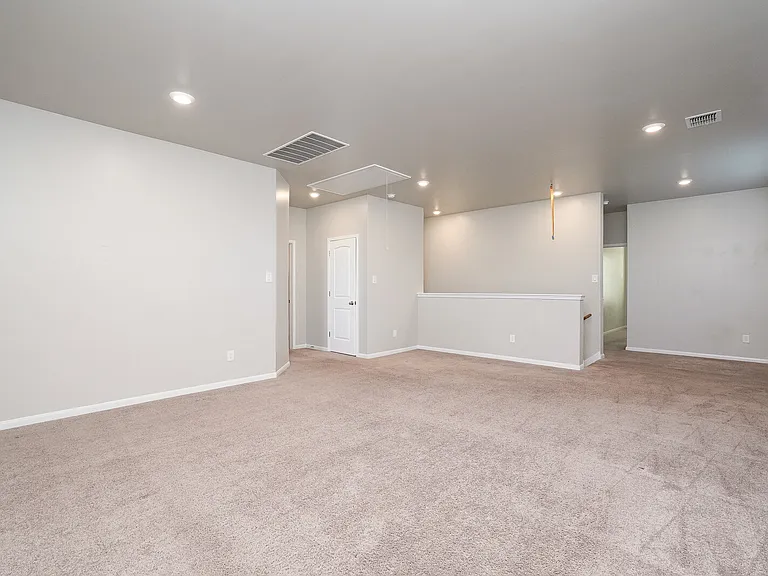 3915 Ivy Path — Photo 9