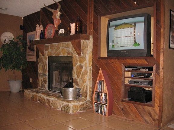 Fireplace/Built in Entertainment Center