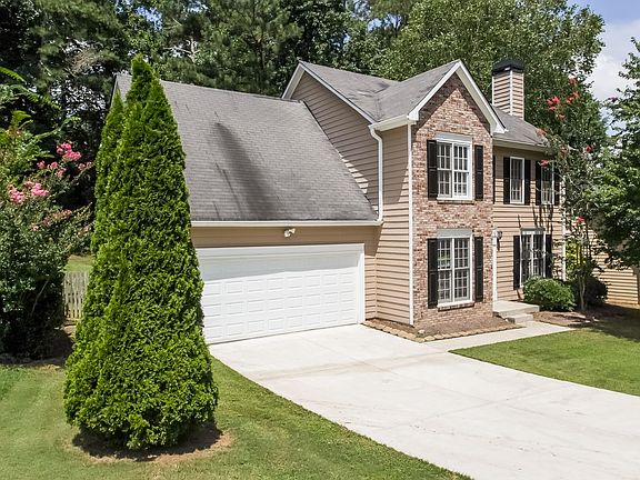 2nd image of 7111 Big Woods Dr