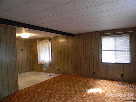 2nd image of 628 Vine St