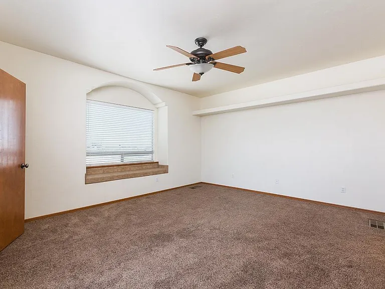 2375 Saturn Cir — Photo 17