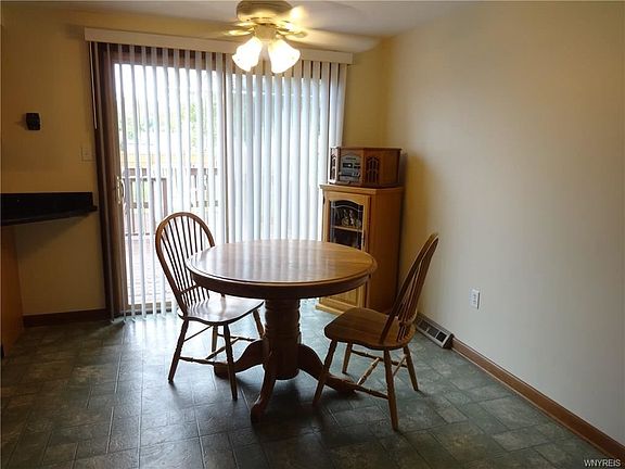 4th image of 6756 Luther St