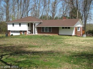 4520 Hickory Ln, Mount Airy, MD 21771