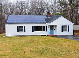 29 Fyler Dr, Windsor, CT 06095