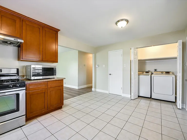 1411 Santa Fe Dr — Photo 13