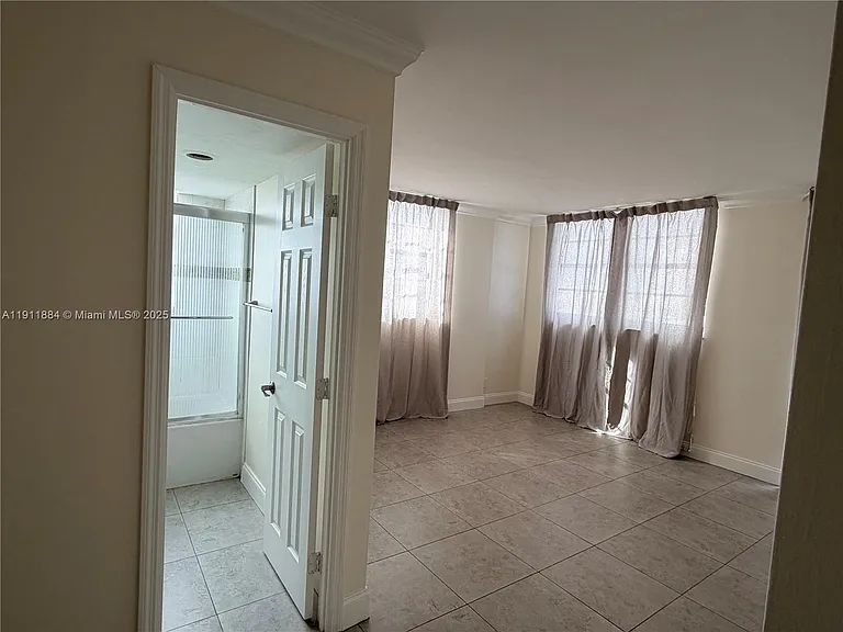 3703 NE 166th St #910 — Photo 6