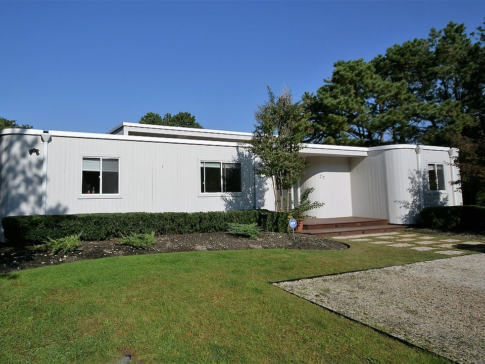 1st image of 27 Deerfield Way