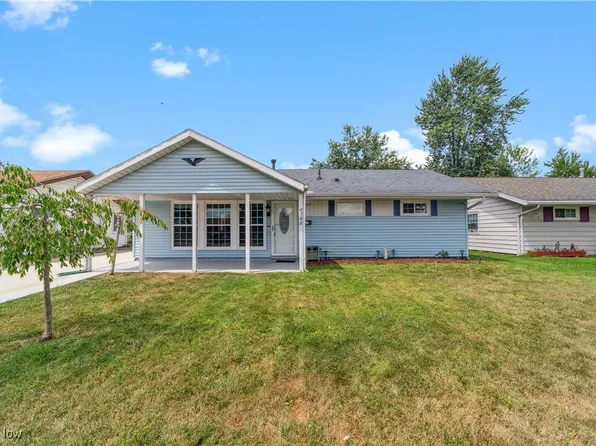 4308 Meadow Ln, Lorain, OH 44055